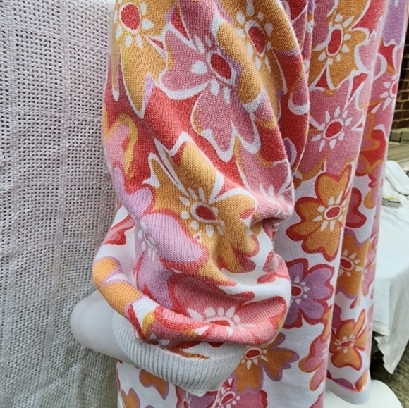 Bob Mackie Floral Cropped Sweater XL- 1X - Picture 5 of 9